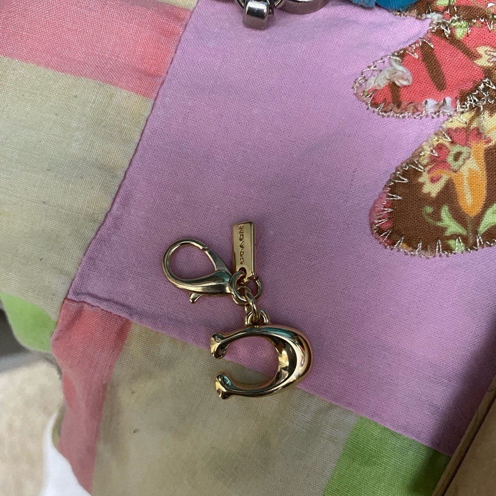 Mini coach charm - Picture 2 of 3